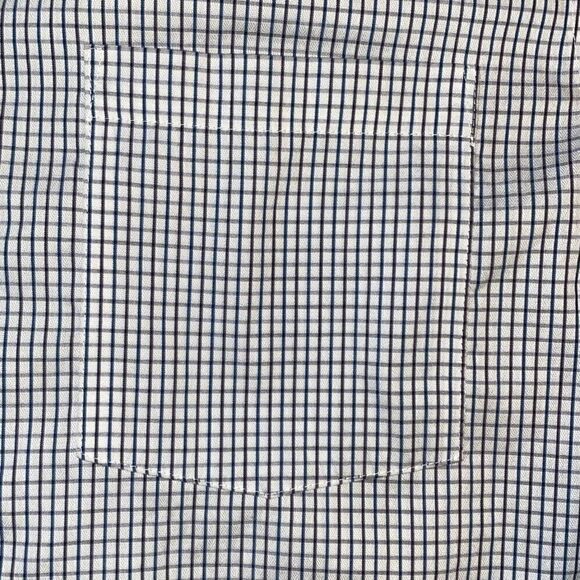 Kenneth Cole Reaction Dress Shirt - Picture 4 of 4